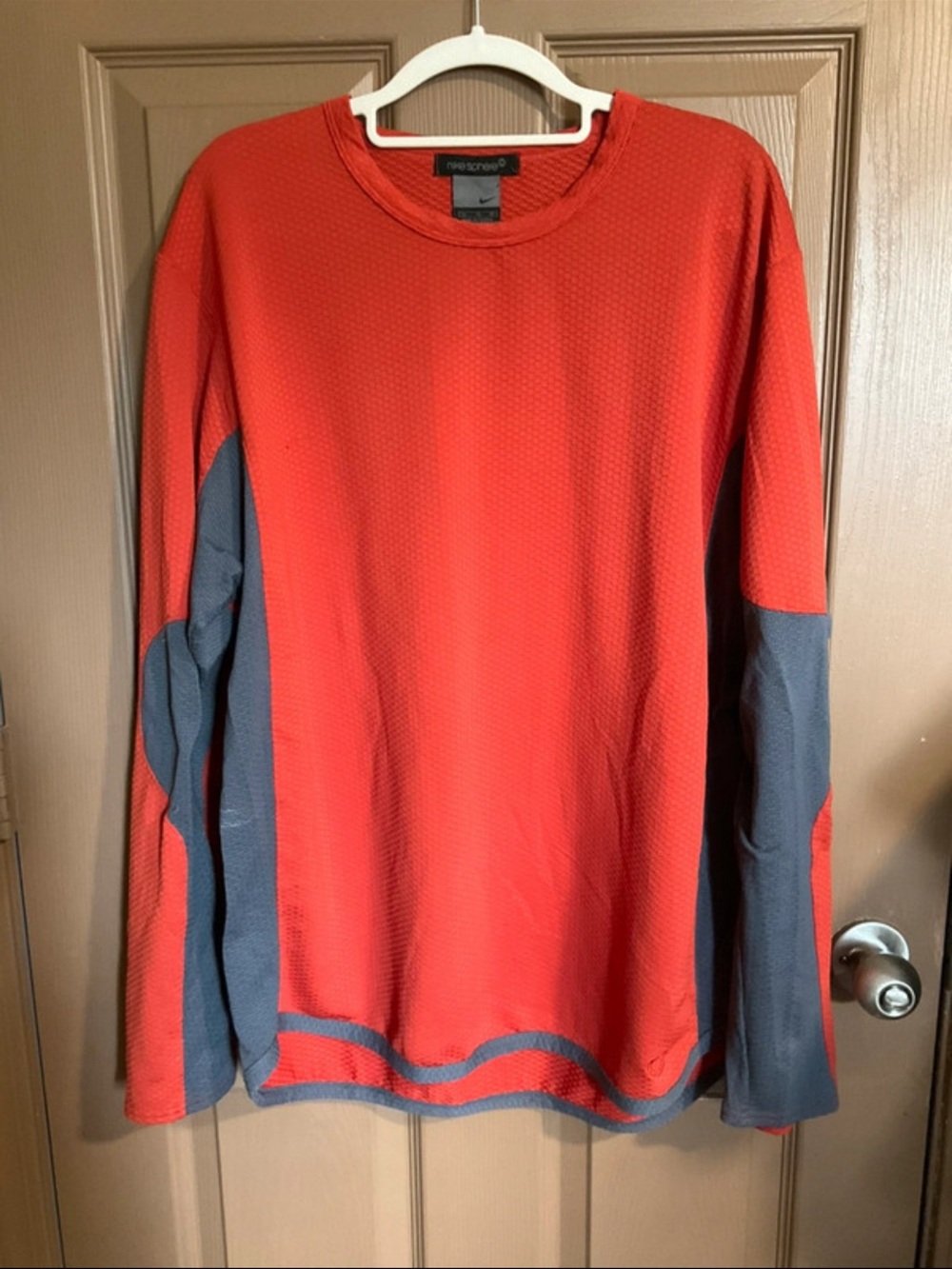 Nike sphere XL orange and gray long sleeve tee